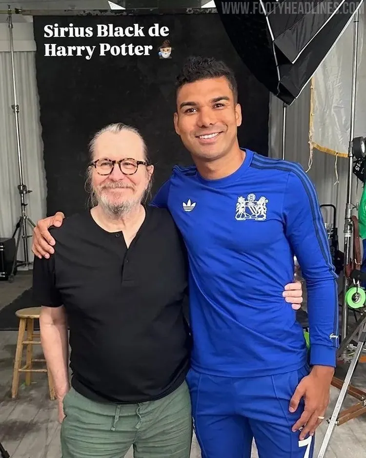 Casemiro w specjalnej retro koszulce United
