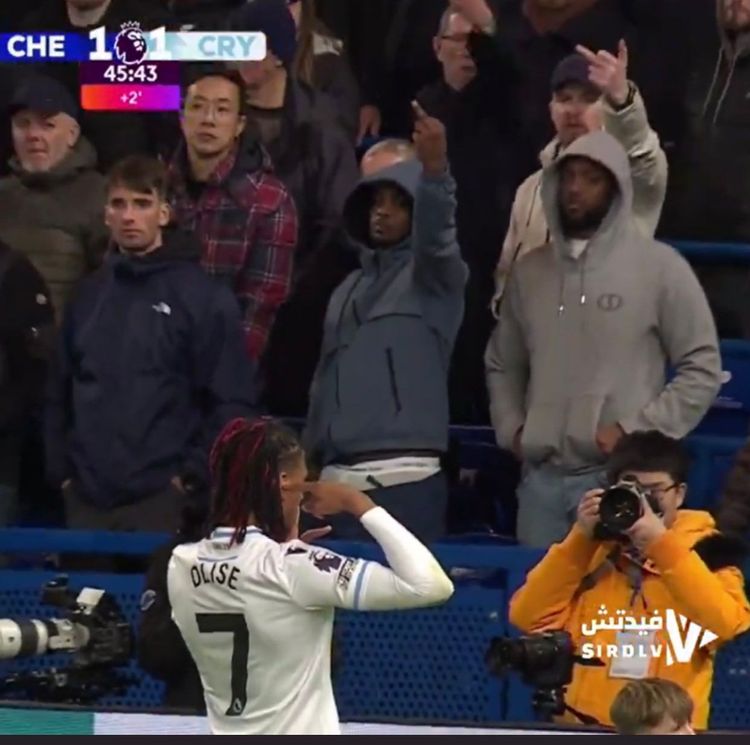 Reakcja kibiców Chelsea po golu Olise'a na 1:1