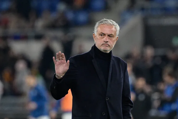 Jose Mourinho będzie trenerem Fenerbahce!