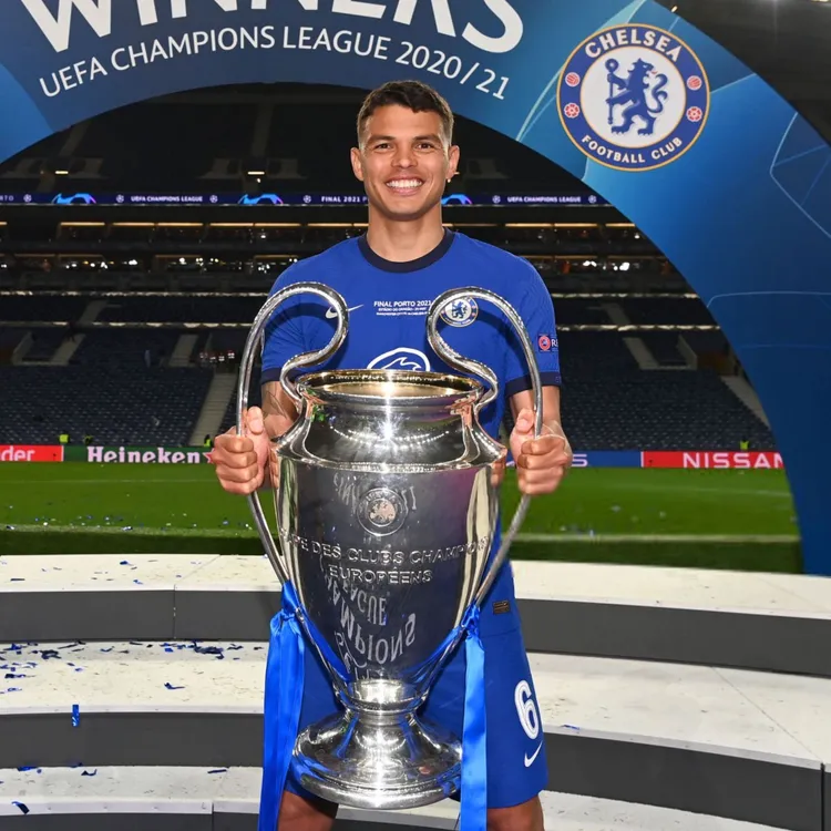 40 lat kończy dziś Thiago Silva