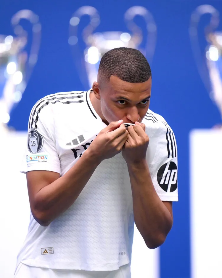 Mbappe: "Odam życie dla tego klubu"