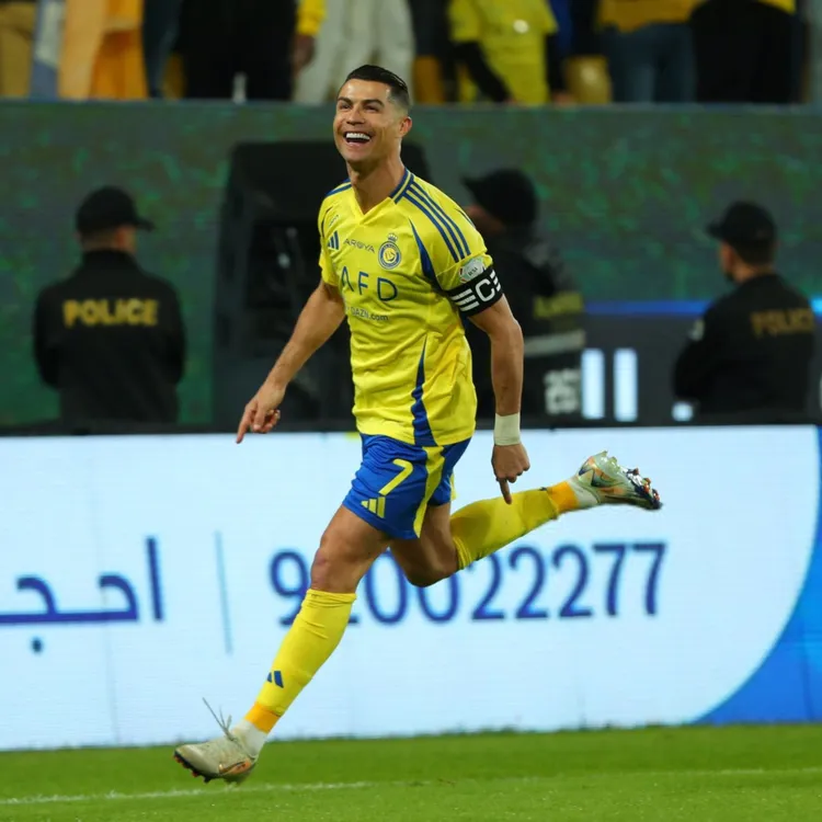 Cristiano Ronaldo jednak ZOSTAJE w Al-Nassr?