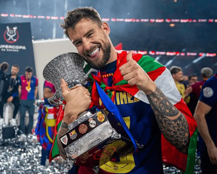 Inigo Martinez na dłużej w Barcelonie! Jest jedno "ale"!